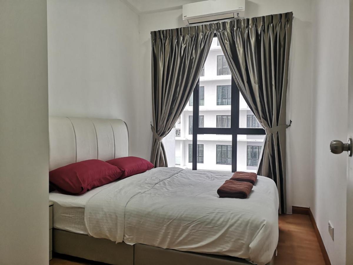 Апартаменты 5Min Paradigm Mall 15Min Sutera Mall Ciq 10Pax Джохор-Бару Экстерьер фото